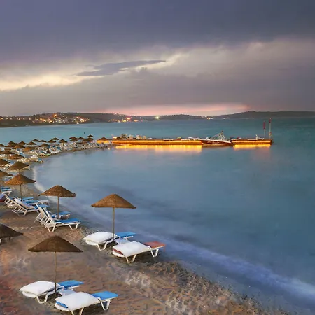 מלון A 11 Çeşme